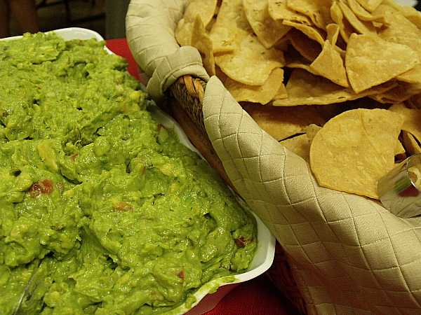 Hatch Chile Guacamole and Flash Fried Corn Tortilla Chips