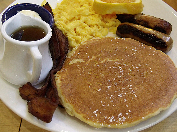 Pancakes - Yolk - Streeterville - Chicago, IL