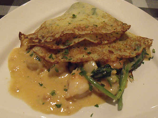 Petite Seafood Crepe with Shrimp, Scallops and Spinach in Lobster Sauce