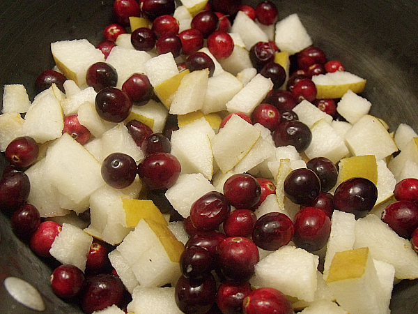 Korean Pear Cranberry Sauce in the pan