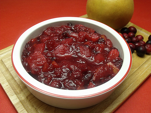 Korean Pear Cranberry Sauce