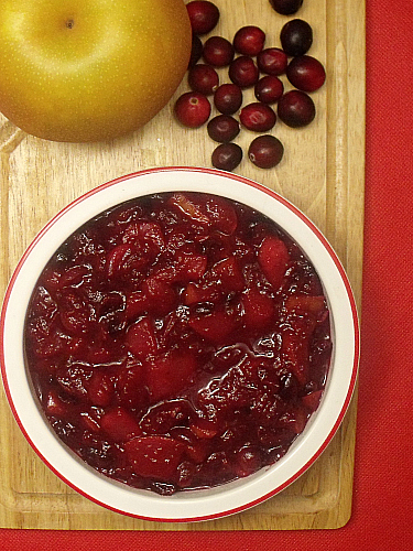 Korean Pear Cranberry Sauce