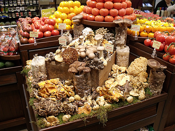 Gelson's Long Beach Mushroom Garden