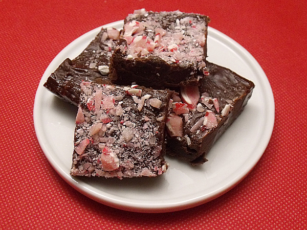 Easy Candy Cane Chocolate Fudge