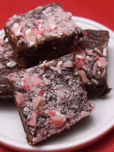 Easy Candy Cane Chocolate Fudge