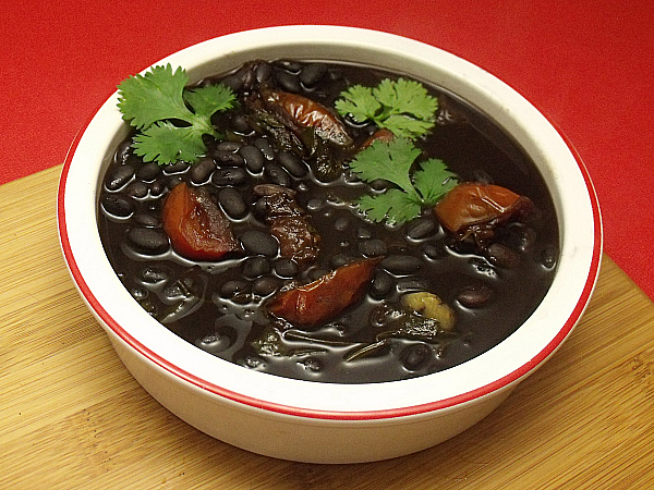 Vegetarian Crock Pot Black Bean Soup 