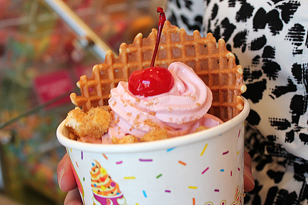 Menchie's Frozen Yogurt - Laguna Niguel, California