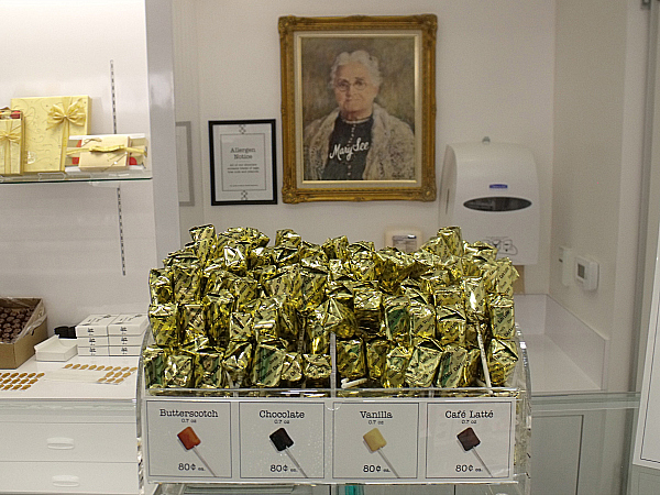 See's Candies - Fashion Island - Newport Beach, California