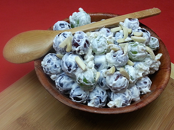 Grapes and Gorgonzola Salad