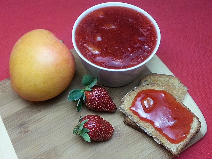 Easy Strawberry Mango Jam