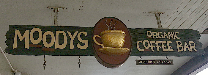 Moody's Organic Coffee Bar