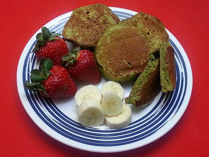 Easy Matcha Green Tea Pancakes