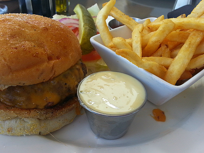 Cheeseburger at Kaiser Grille - Palm Springs, California