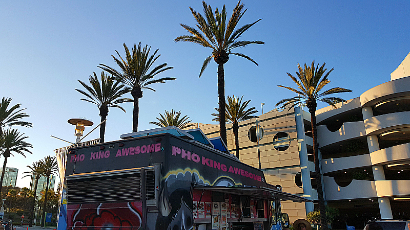 Food Trucks at the Aquarium of The Pacific