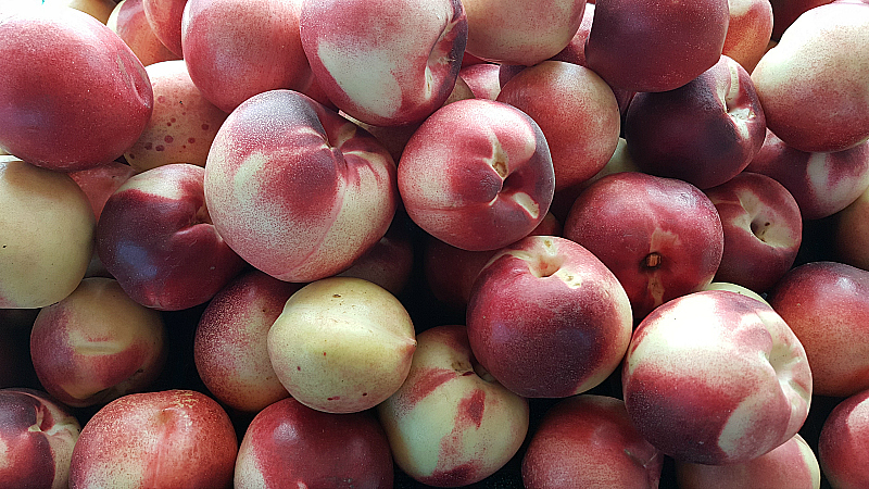 White Peaches at SoCo Farmer's Market - Costa Mesa, California