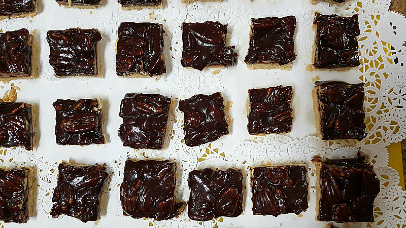 Chocolate Pecan Pie Bars