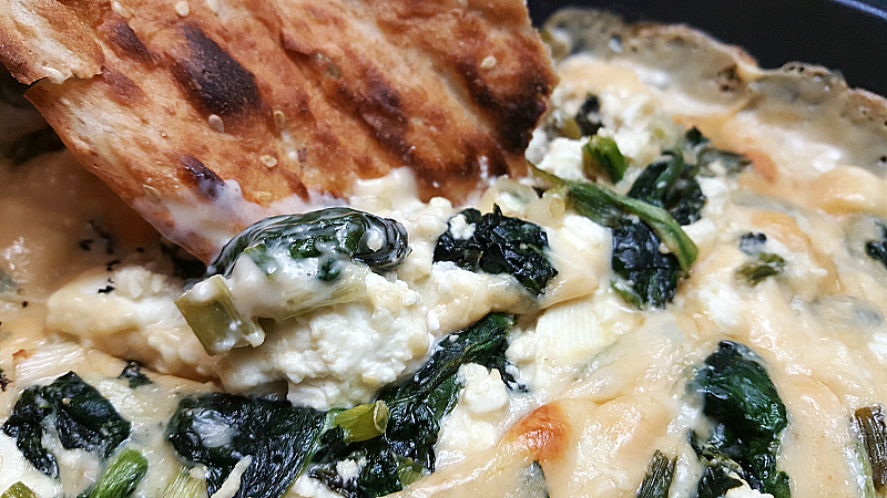 Warm Spinach and Feta Cheese Dip 