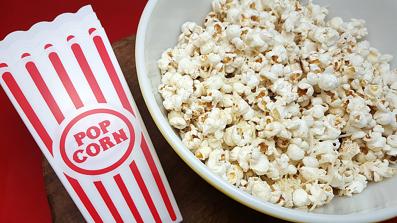 Dutch Oven Coconut Oil Popcorn