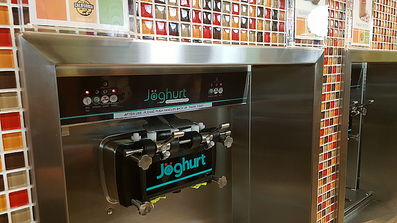 Joghurt Frozen Yogurt Haus - Tustin, California