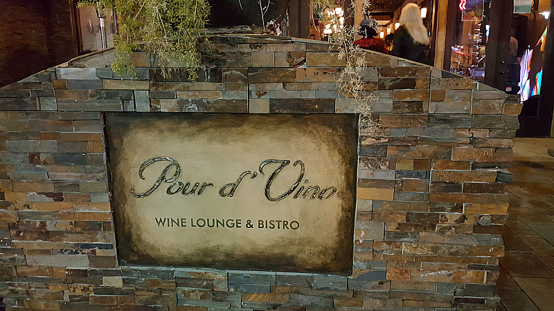 Pour d'Vino Wine Bar and Restaurant on The BLVD in Lancaster