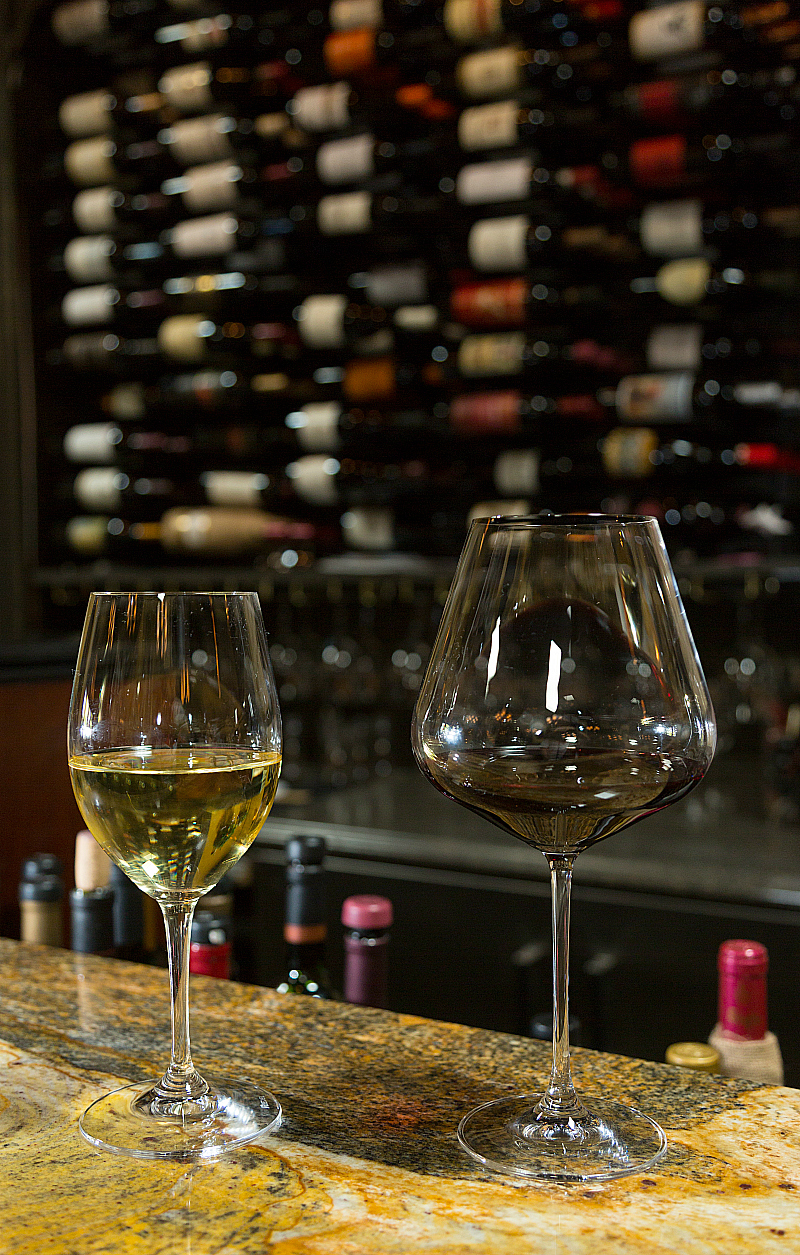 Pour d'Vino Wine Bar and Restaurant on The BLVD in Lancaster