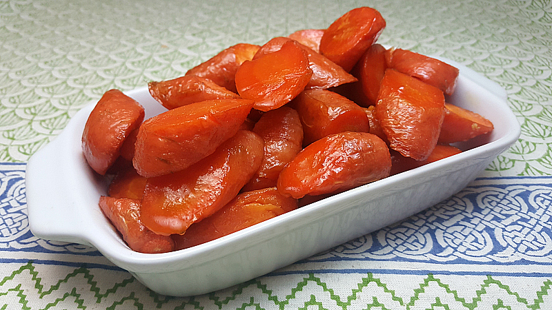 Easy Maple Roasted Carrots