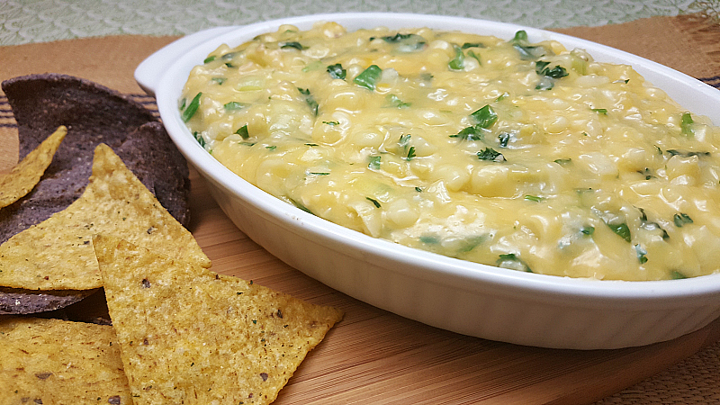 Easy Cheesy Warm Corn Dip