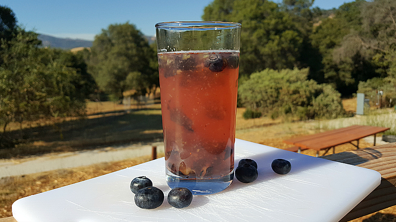 Easy Blueberry Lemonade