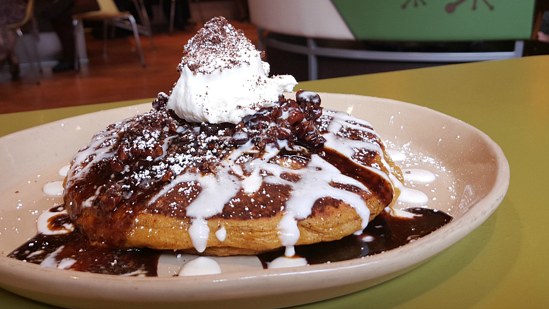 Pumpkin Spice Pancakes at Snooze AM in Tustin, California