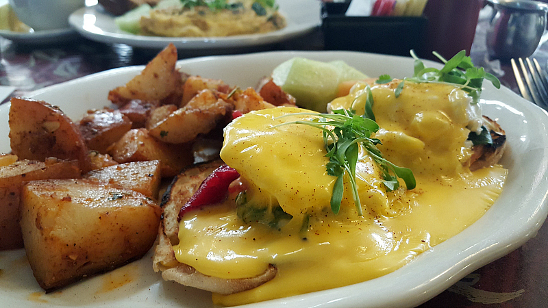 Little Mermaid Restaurant Solvang Eggs Benedict