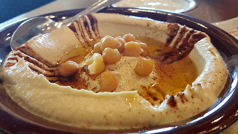 Hummus Mezzet Mediterranean