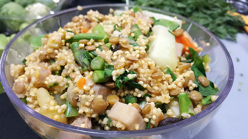 vegetable quinoa salad