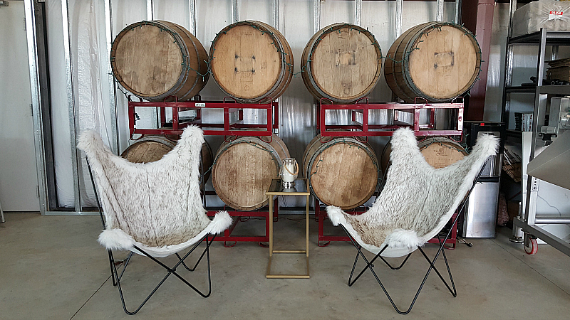 akash tasting room seating