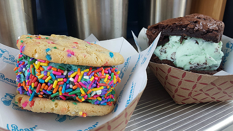 the-baked-bear-temecula-custom-ice-cream-sandwiches