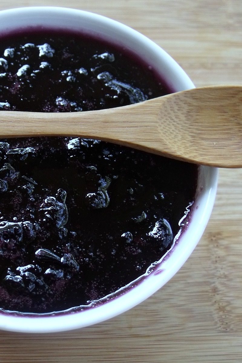 Making jam does not have to be difficult. In fact, all you need are two ingredients and basic kitchen supplies.