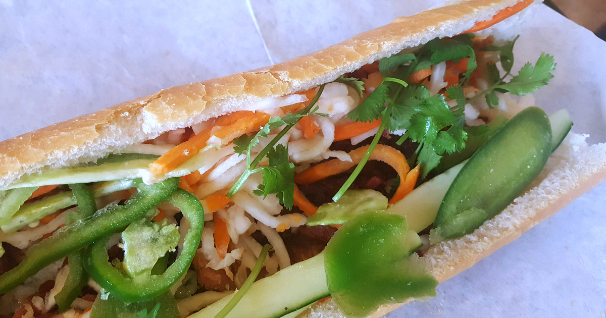 pork banh mi vietnamese sandwich