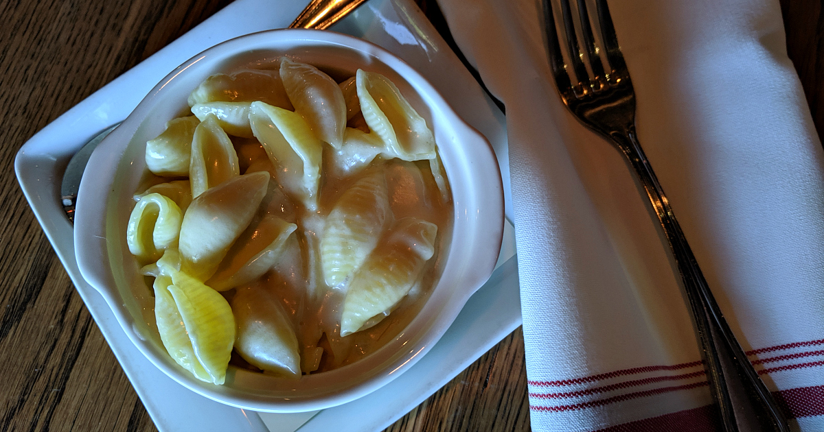 mac n cheese in white bowl at claremont packing house wines