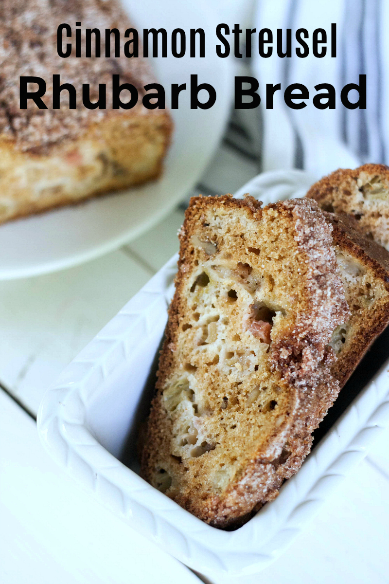 Rhubarb Bread Recipe with a Cinnamon Streusel Topping #Rhubarb #RhubarbRecipes #RhubarbBread