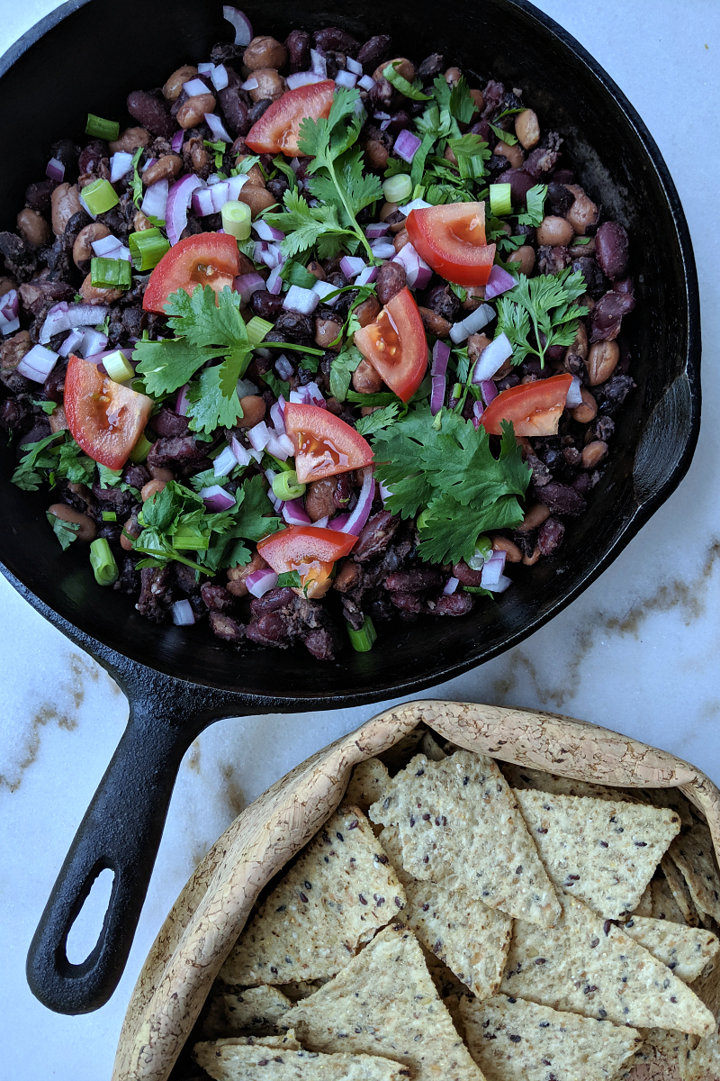 Easy Vegan Mexican Skillet Recipe #vegan #vegetarian #recipe #skilletmeal #castiironskillet