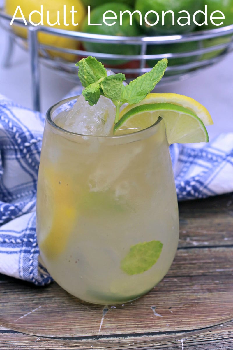 Jamaican Lemonade Cocktail Recipe - Handcrafted Cocktail #CocktailRecipes