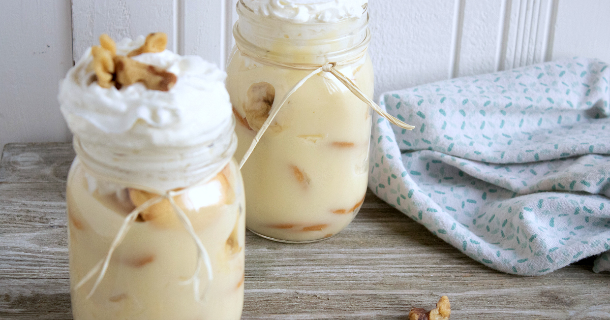 two jars of banana pudding