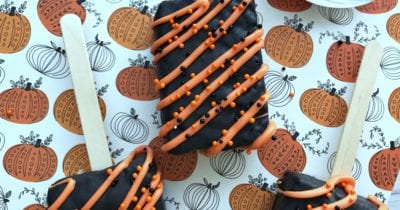chocolate covered halloween krispie pops