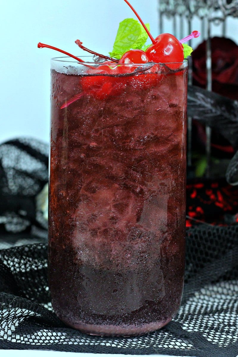 Halloween Bloody Rum Punch Recipe for your Halloween Party #Halloween #PartyPunch #HalloweenPartyIdeas #HalloweenPunch #HalloweenDrinks #Cocktail #HalloweenCocktail #RumPunch #PartyDrink #HalloweenParty