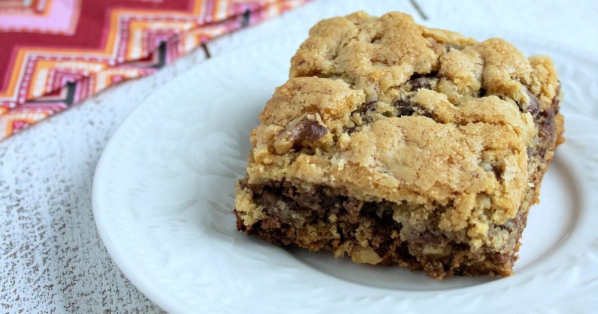 chocolate chip bar with nuts