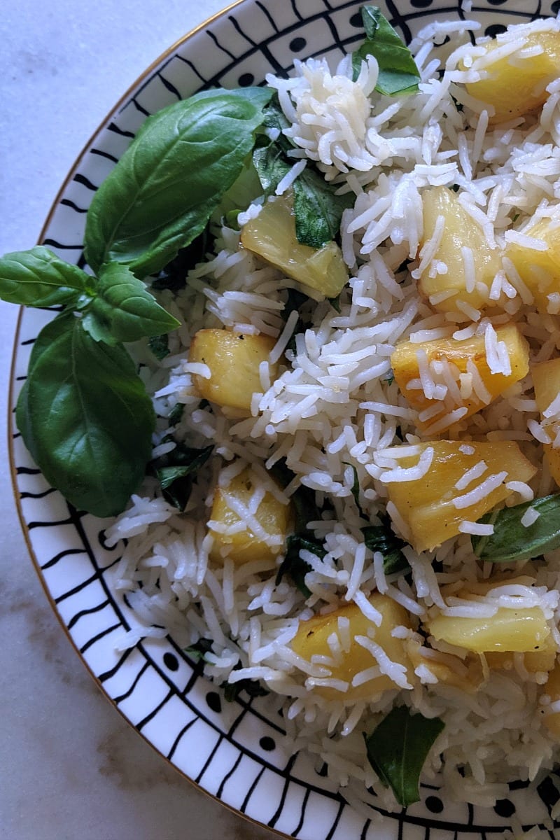 Vegan Pineapple Basil Basmati Rice Recipe #Vegan #Vegetarian #steamedrice #basmatirice #PineappleRice