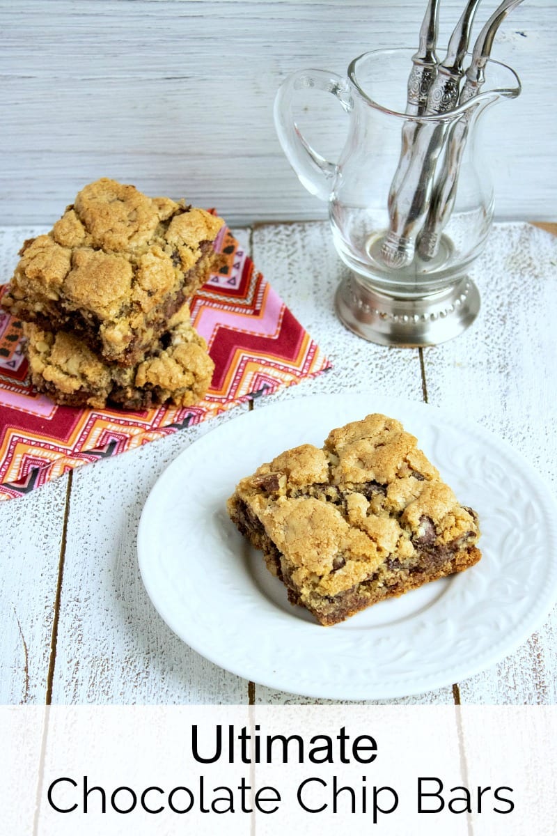 Walnut Chocolate Chip Cookie Bars Recipe #Walnuts #CookieBars #ChocolateChipBars #cookies