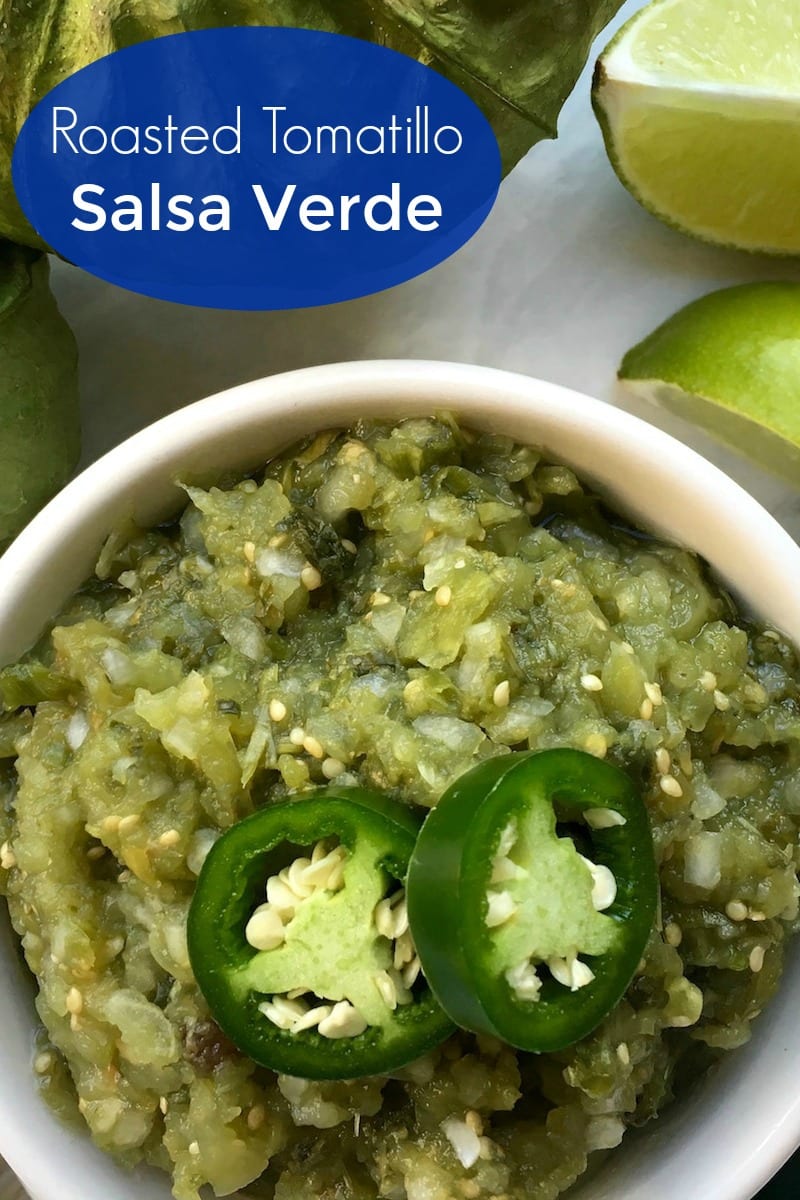 Easy Roasted Tomatillo Salsa Verde Recipe #SalsaRecipe #SalsaVerde #TomatilloSalsa #Salsa