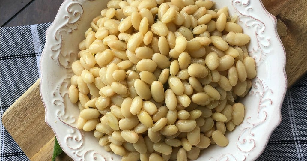 feature simple italian white beans in bowl