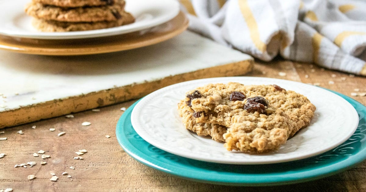 feature best oatmeal raisin cookies