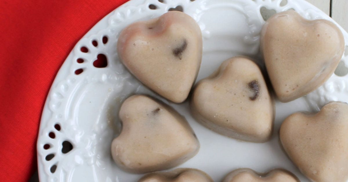 heart shaped chocolate banana bites